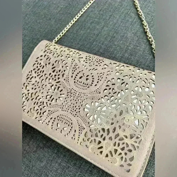 Mystique Women’s Floral Cut Out Tan Gold Chain Luxury Purse Wedding Guest Bag - Picture 3 of 15